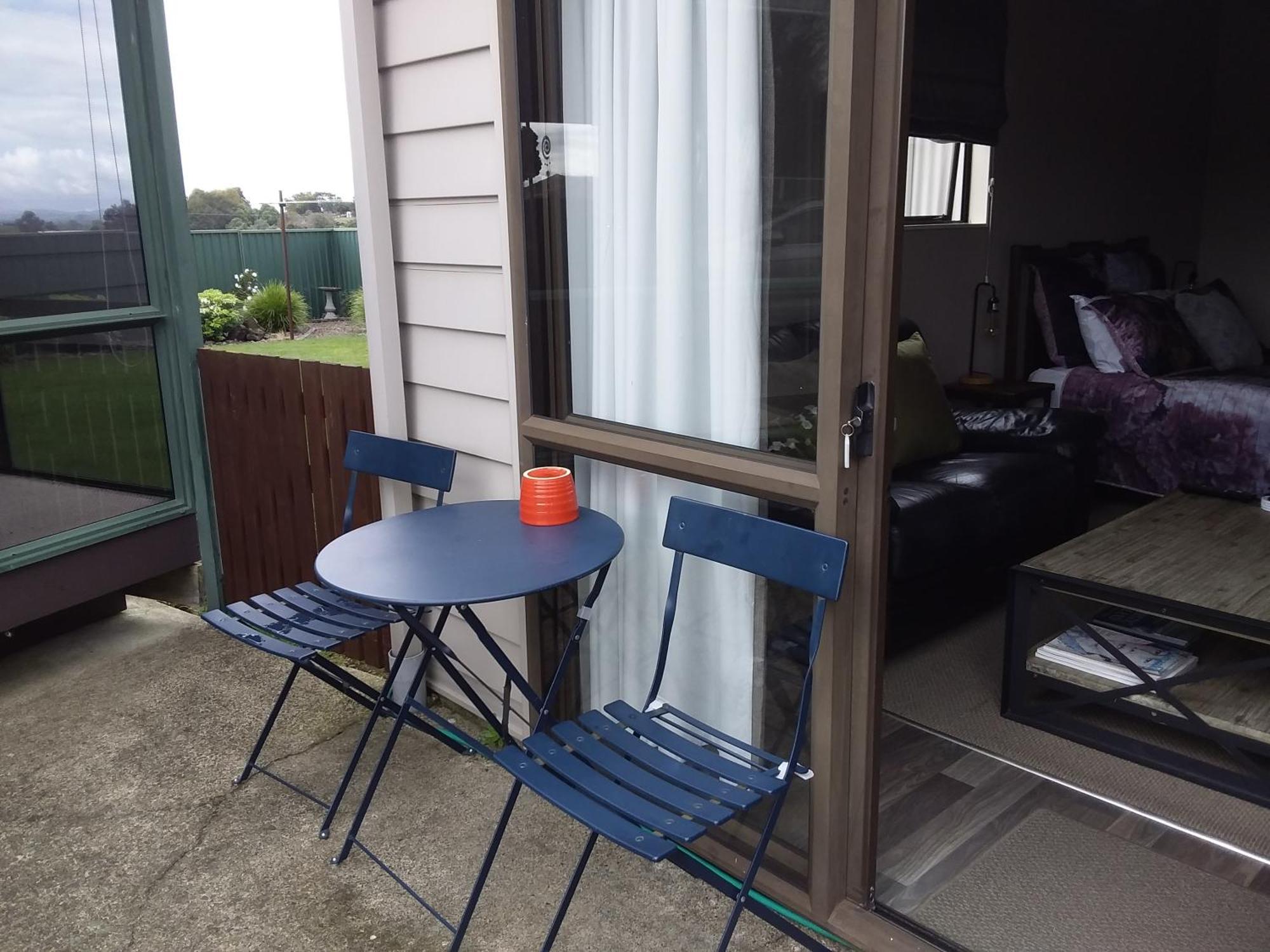 Chris And Dave'S B & B Otorohanga Exterior photo